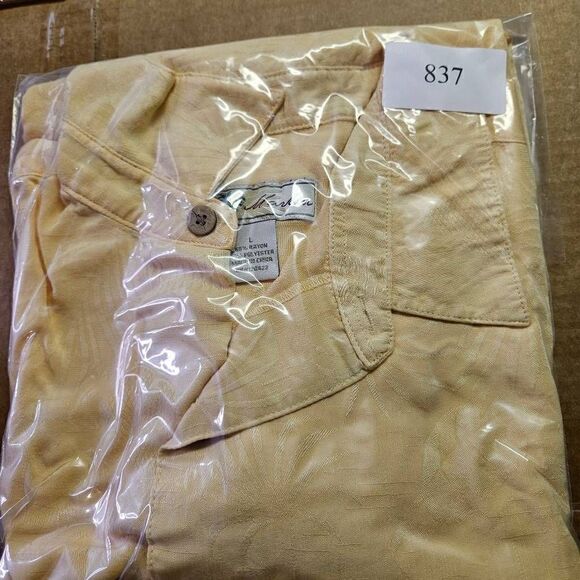 Joe Marlin Shirt Mens Sz L Yellow Hawaiian Short Sleeve Beach Palm Tree Button U - Picture 8 of 8